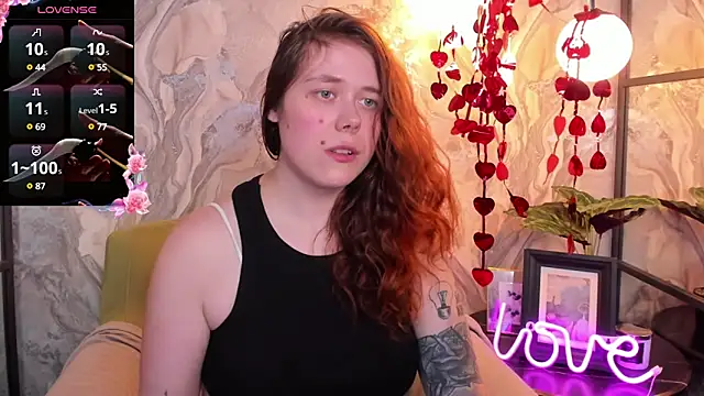 SophiePure online show from February 14, 2:39 am