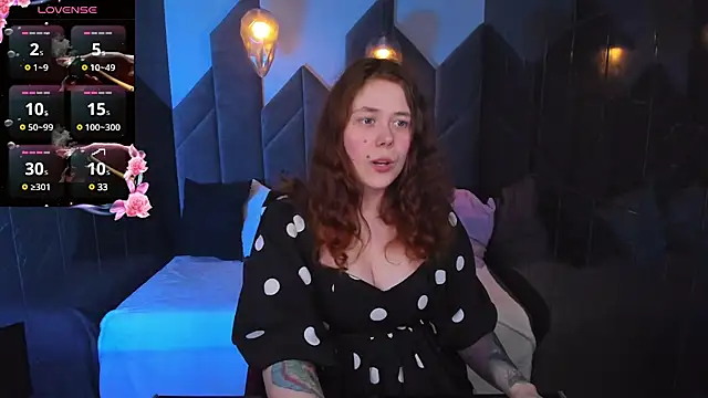 SophiePure online show from March 7, 8:44 pm