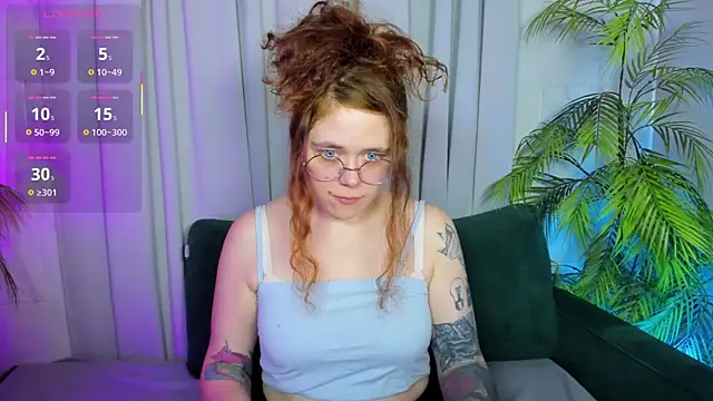 SophiePure online show from October 5, 8:29 pm