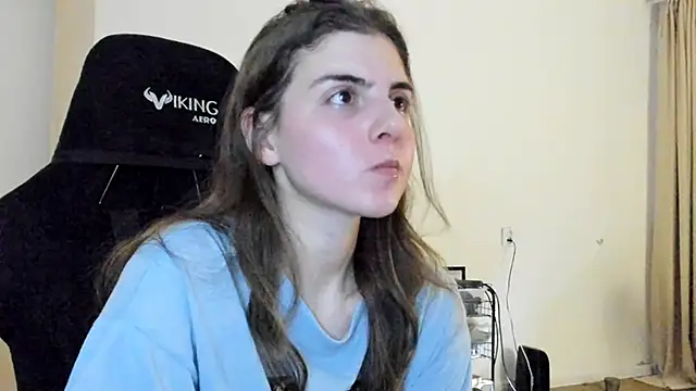 emmamurrr online show from October 30, 5:57 pm