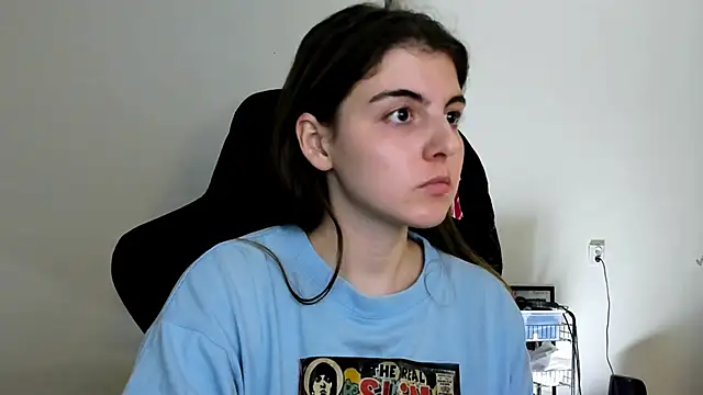 emmamurrr online show from December 5, 7:54 pm