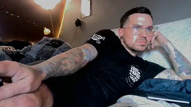 bigcocktat2dude603 online show from March 21, 8:18 pm