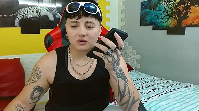 isabeautyx19 online show from October 27, 3:10 am