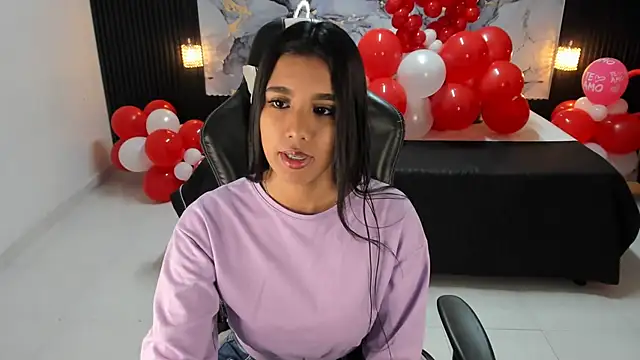 Ivy 16 online show from February 17, 12:05 pm