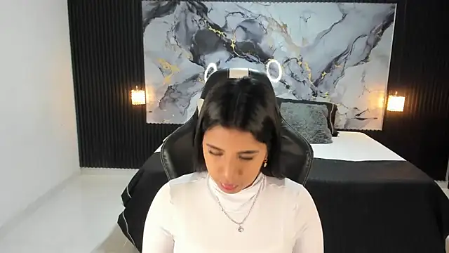 Ivy 16 online show from February 28, 11:58 am