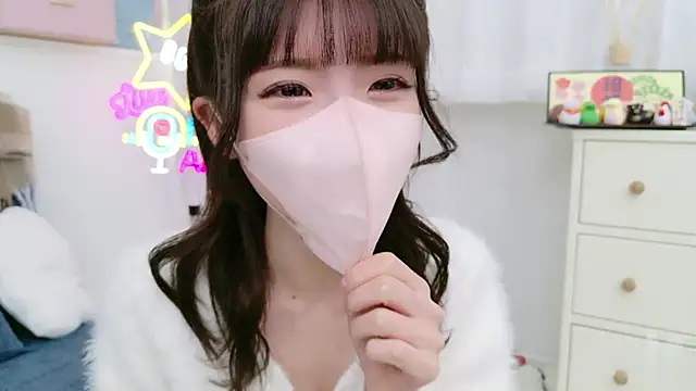 Snapshot of -minami- chatting on January 7, 12:09 pm -minami- online show from January 7, 12:09 pm