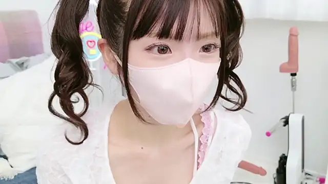 Snapshot of -minami- chatting on February 28, 12:09 pm -minami- online show from February 28, 12:09 pm