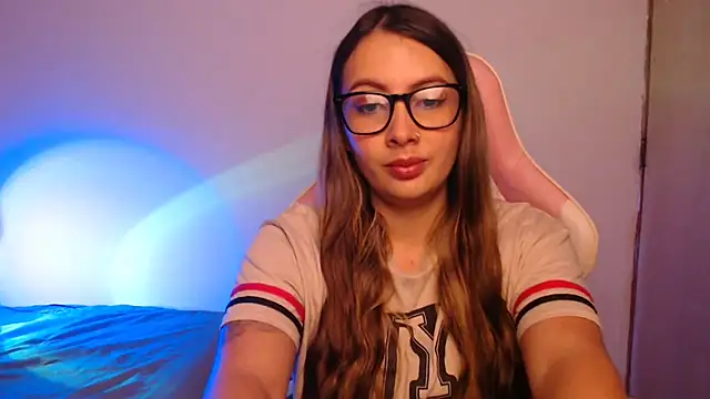 lalawhitte online show from November 5, 2:17 pm