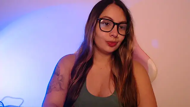 lalawhitte online show from December 2, 9:43 pm