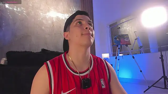 Brat  online show from November 27, 12:02 am