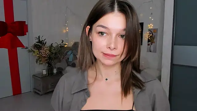 ContinentOfTranquility online show from February 20, 7:23 am