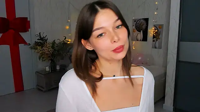 ContinentOfTranquility online show from February 21, 4:18 am