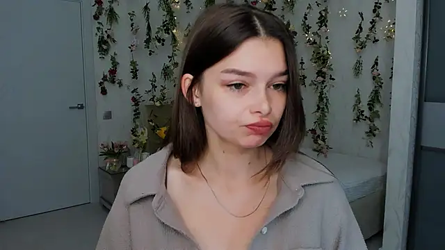 ContinentOfTranquility online show from September 13, 1:16 am