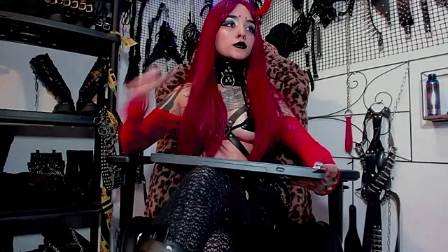 Agatha BDSM online show from December 11, 7:36 pm