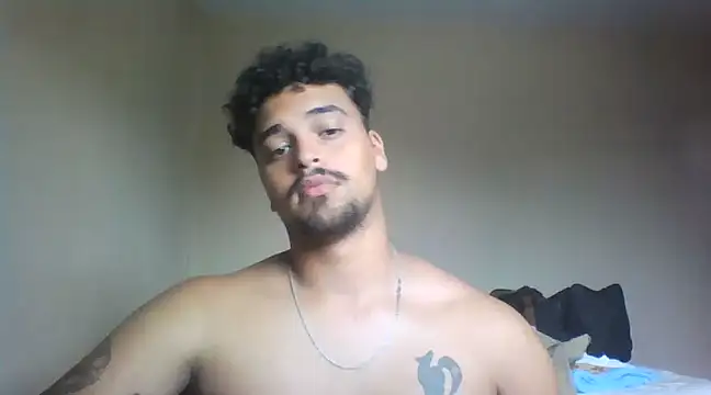 Snapshot of Xcumshot33 chatting on January 9, 6:04 pm Xcumshot33 online show from January 9, 6:04 pm