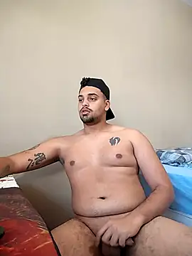 Snapshot of Xcumshot33 chatting on September 16, 12:06 pm Xcumshot33 online show from September 16, 12:06 pm