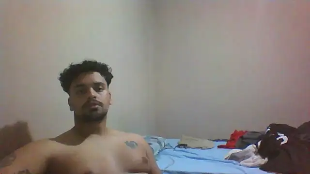 Snapshot of Xcumshot33 chatting on September 20, 3:29 am Xcumshot33 online show from September 20, 3:29 am