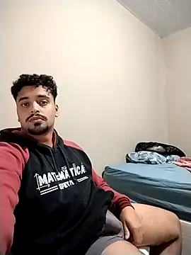 Snapshot of Xcumshot33 chatting on October 23, 2:55 am Xcumshot33 online show from October 23, 2:55 am