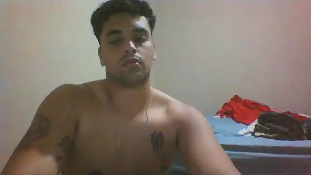 Snapshot of Xcumshot33 chatting on October 29, 3:09 am Xcumshot33 online show from October 29, 3:09 am