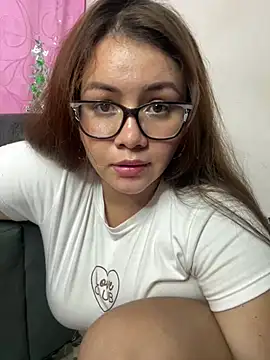 solecito 22 online show from December 18, 3:26 am