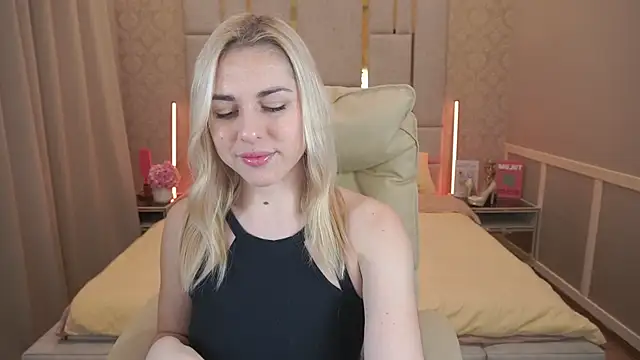 Snapshot of ArishkaLulu chatting on January 21, 6:43 am ArishkaLulu online show from January 21, 6:43 am