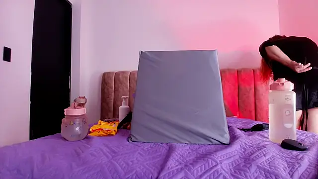 Snapshot of diane_di chatting on November 11, 7:25 pm diane di online show from November 11, 7:25 pm