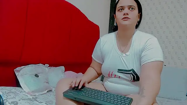 brunnette hot online show from January 31, 11:03 am