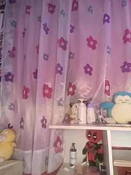 Snapshot of bonnie_moon chatting on September 30, 4:06 am bonnie moon online show from September 30, 4:06 am