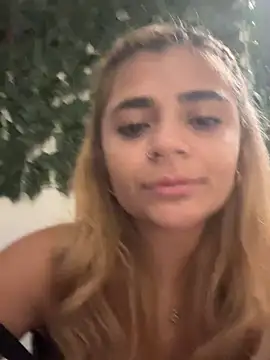 pamell col online show from December 4, 11:35 pm