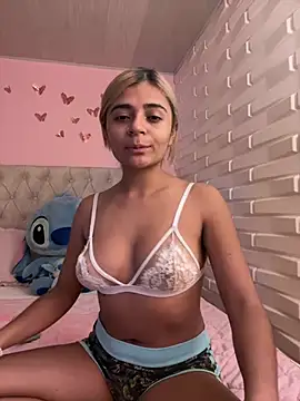 pamell col online show from December 19, 11:46 pm