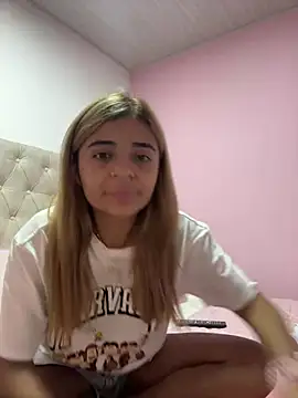 pamell col online show from January 10, 7:00 pm