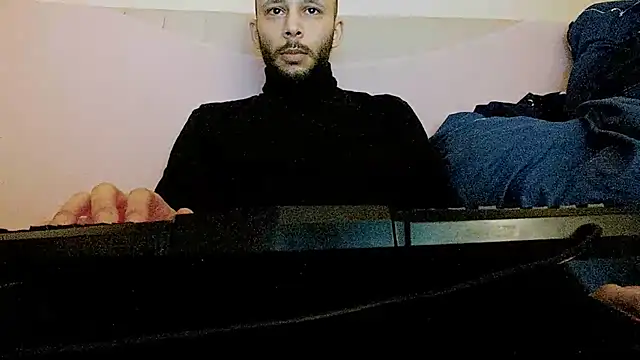 henryaxe online show from February 21, 9:43 pm