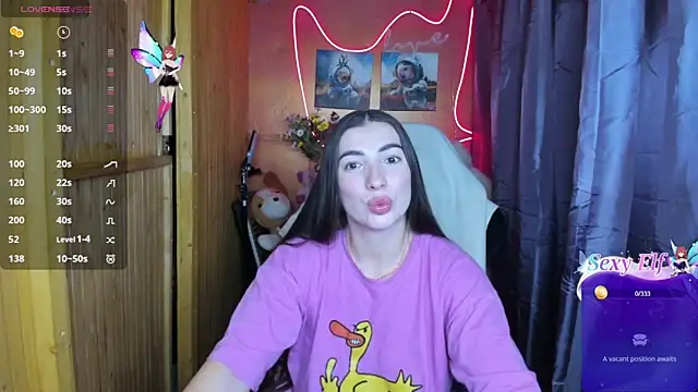 Fiery Brunette  online show from January 25, 5:08 pm