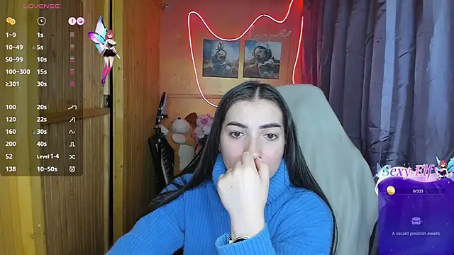 Fiery Brunette  online show from February 21, 5:24 am