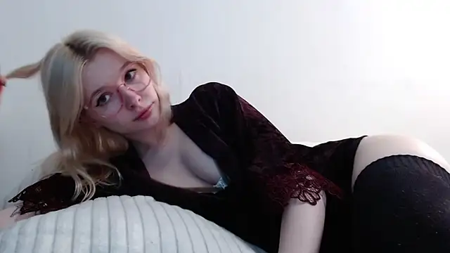 Snapshot of Sataobby chatting on March 22, 3:42 pm Sataobby online show from March 22, 3:42 pm