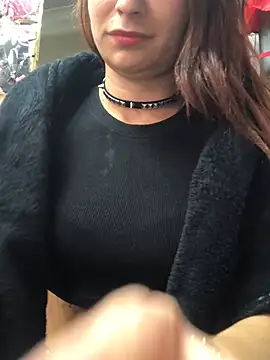 Paula382023 online show from March 8, 9:40 pm