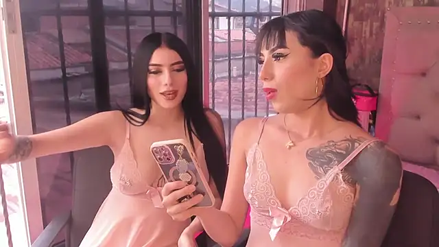 catalina  23 online show from January 11, 7:49 pm