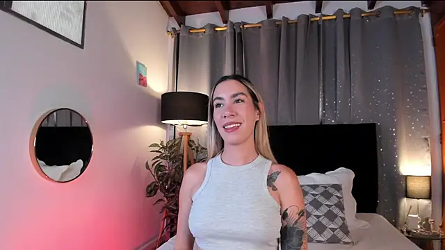 Lauren-Rosse online show from January 19, 8:51 pm