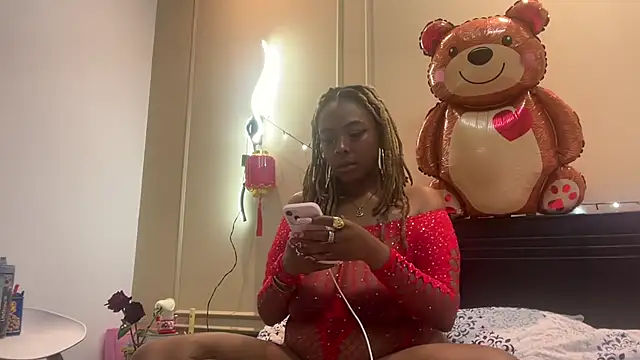 ChocolateCakeQueen online show from February 15, 3:31 am