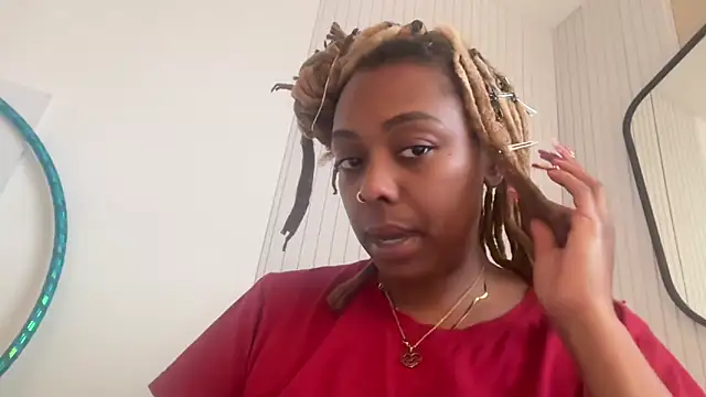 ChocolateCakeQueen online show from February 17, 10:58 pm