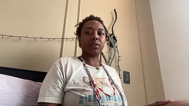 ChocolateCakeQueen online show from March 11, 4:29 pm