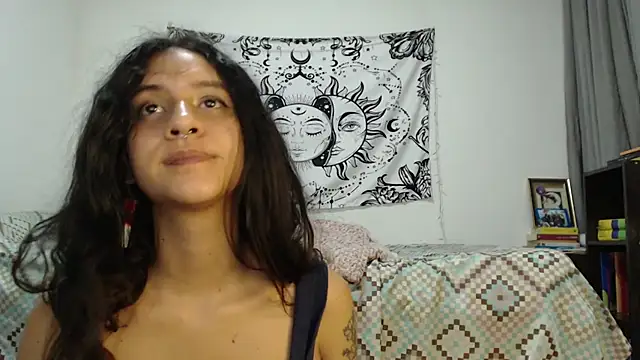 Snapshot of AlinaWoolf_ chatting on February 2, 9:51 am AlinaWoolf online show from February 2, 9:51 am