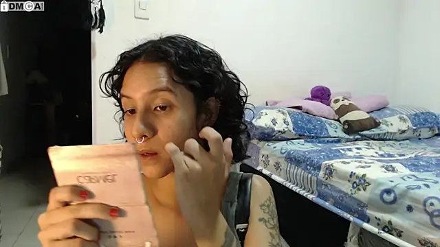 Snapshot of AlinaWoolf_ chatting on September 19, 11:38 pm AlinaWoolf online show from September 19, 11:38 pm