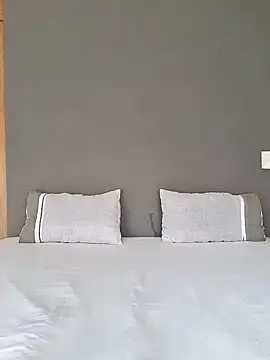 Snapshot of Jazmine-Blue chatting on January 15, 9:24 am Jazmine-Blue online show from January 15, 9:24 am