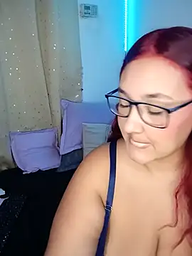 Isabella Du online show from November 12, 11:10 am