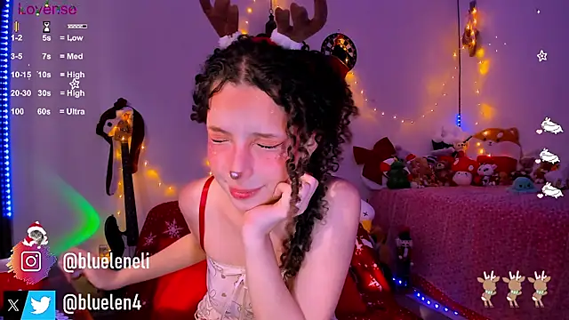 bluelen online show from December 17, 1:49 pm