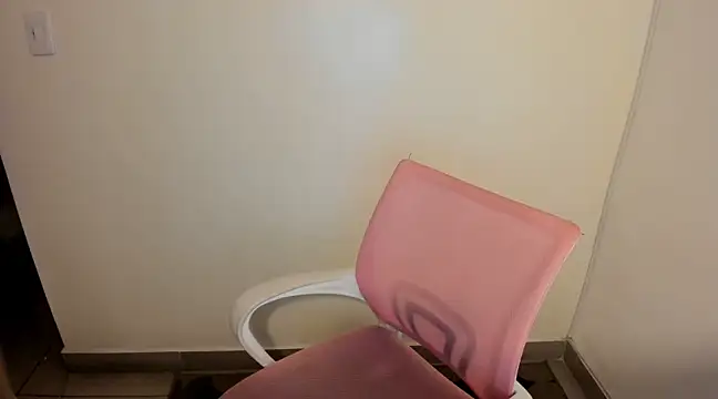 kiaraowen online show from February 20, 8:36 pm