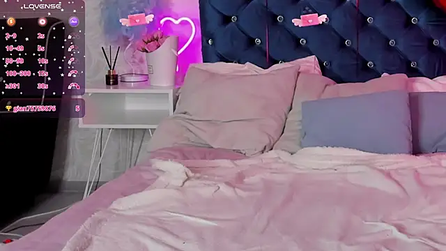 RachelCart online show from February 5, 7:50 am