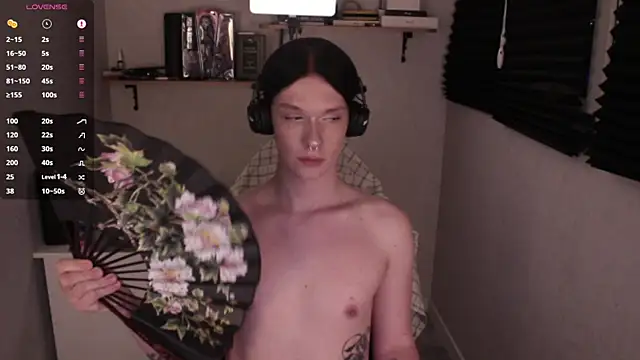 carthylovvve online show from January 22, 7:24 pm