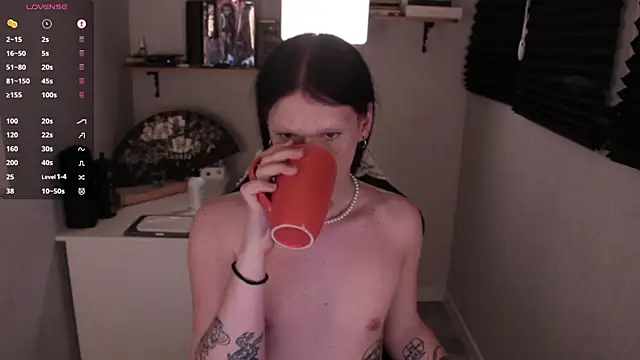 carthylovvve online show from January 26, 6:37 pm